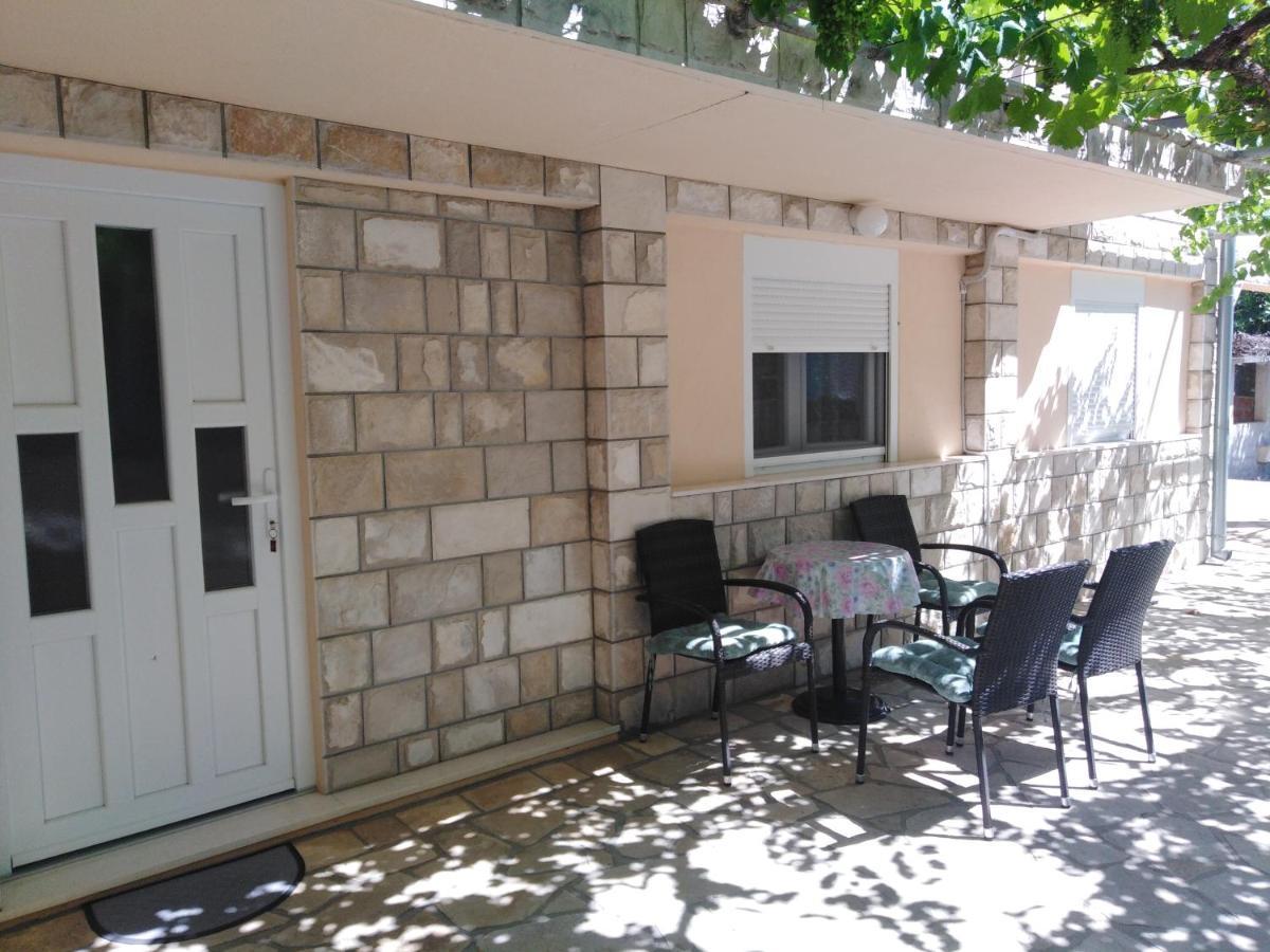 Apartman Milos Trebinje Buitenkant foto