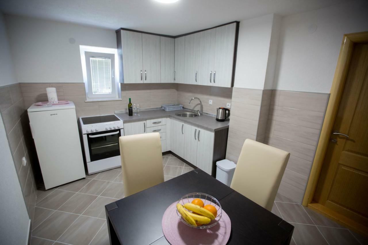 Apartman Milos Trebinje Buitenkant foto