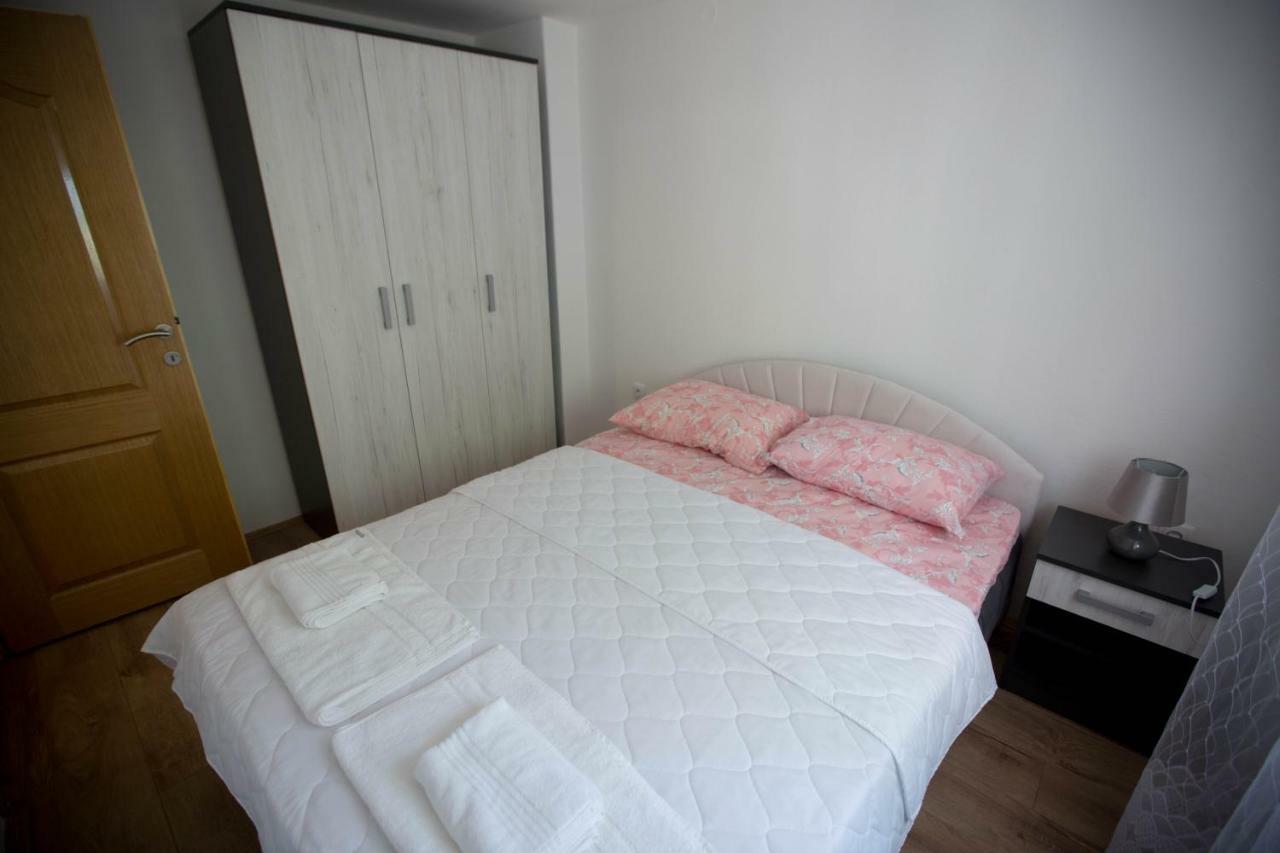 Apartman Milos Trebinje Buitenkant foto